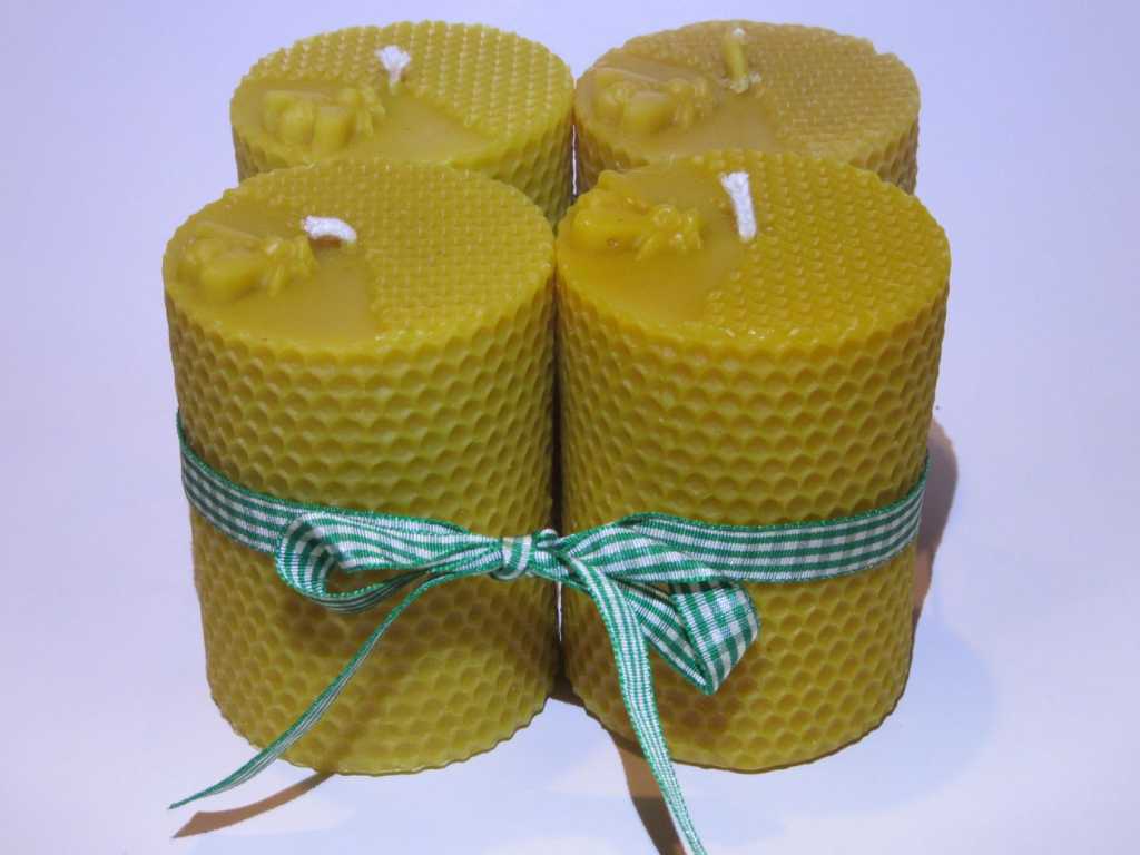Svíčky ze včelího vosku - advent